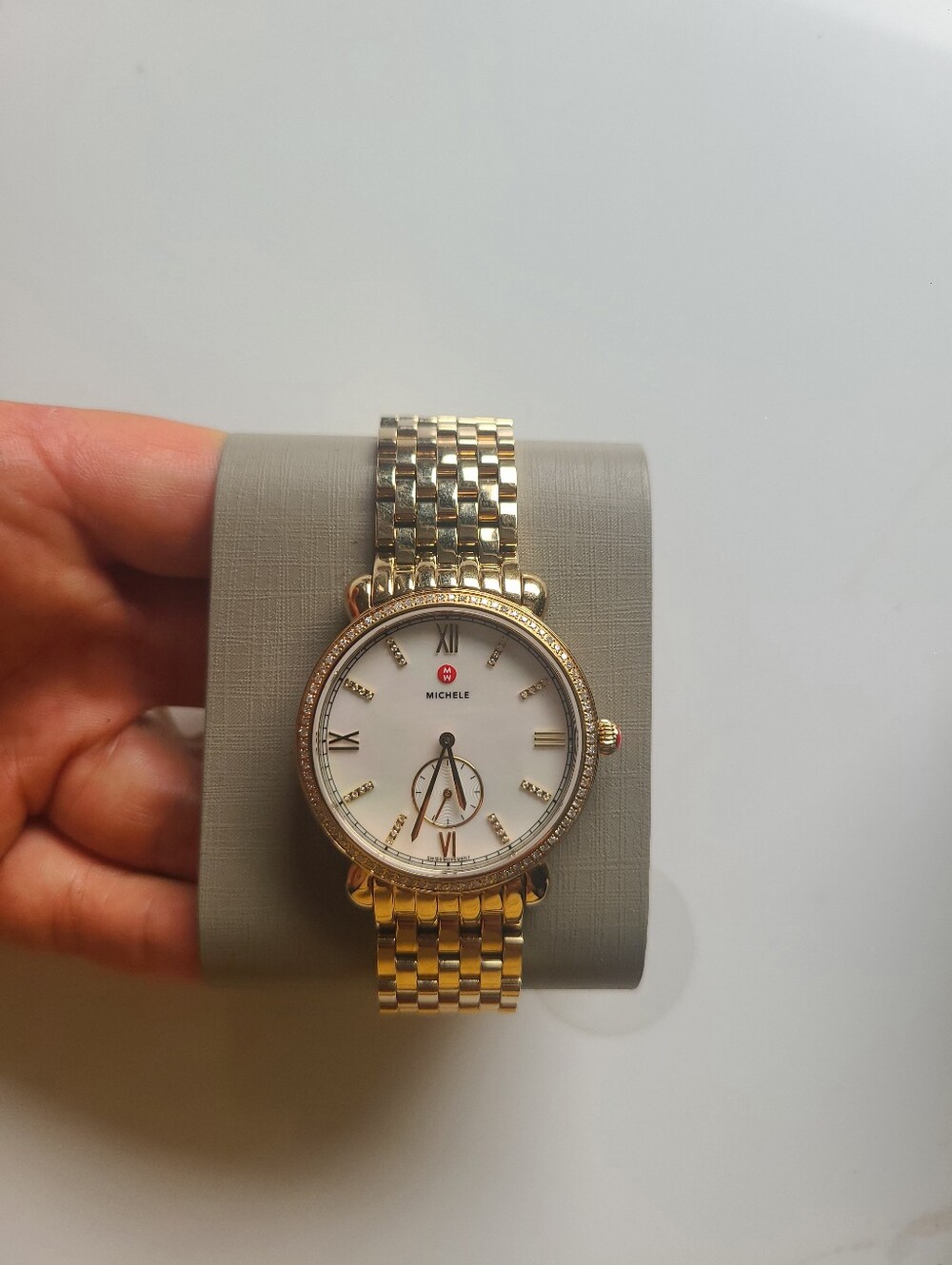 Brand NEW Michele Gracile Gold Diamond MOP Dial Ladies Watch MW26A01B0046 - Picture 2 of 4